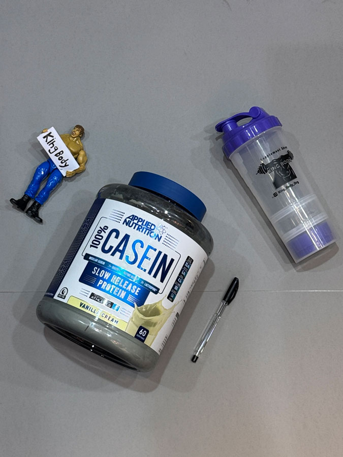 پروتئین میسلار کازئین اپلاید (1800g) | CASEIN PROTEIN 100% Applied پروتئین میسلار کازئین اپلاید (1800g) | CASEIN PROTEIN 100% Applied
